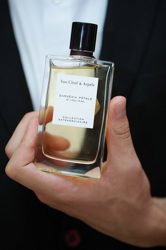 适合夏天的清冽淡雅香水,适合夏天用的经典香水推荐