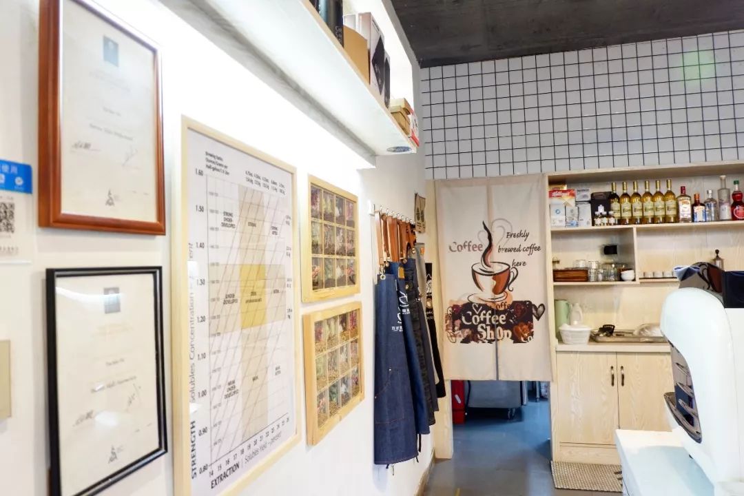 莫干山萤火虫基地住宿,莫干山云起萤光水森林萤火虫基地