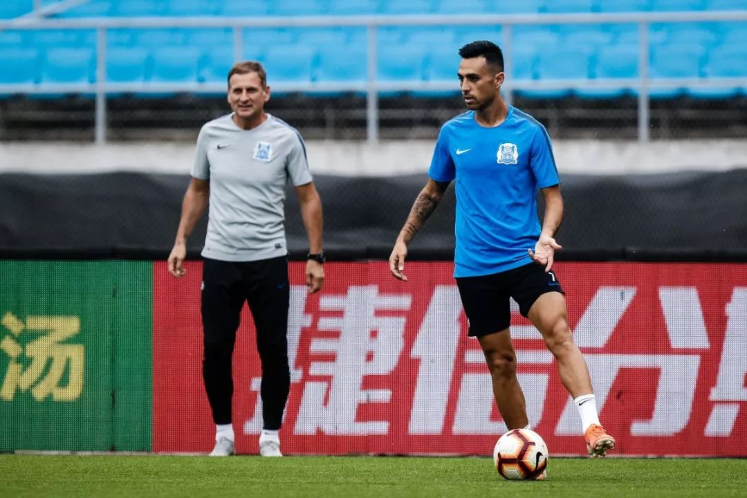 赛前面对枪手是展现实力的机会,赛前挑战横梁