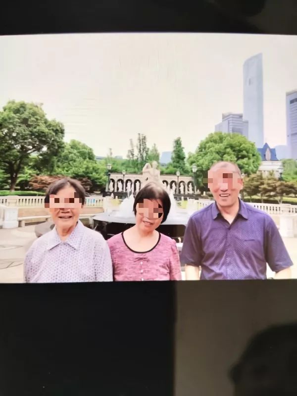 冰柜藏尸案死者妈妈发声,冰柜藏尸案死者母亲公布聊天记录