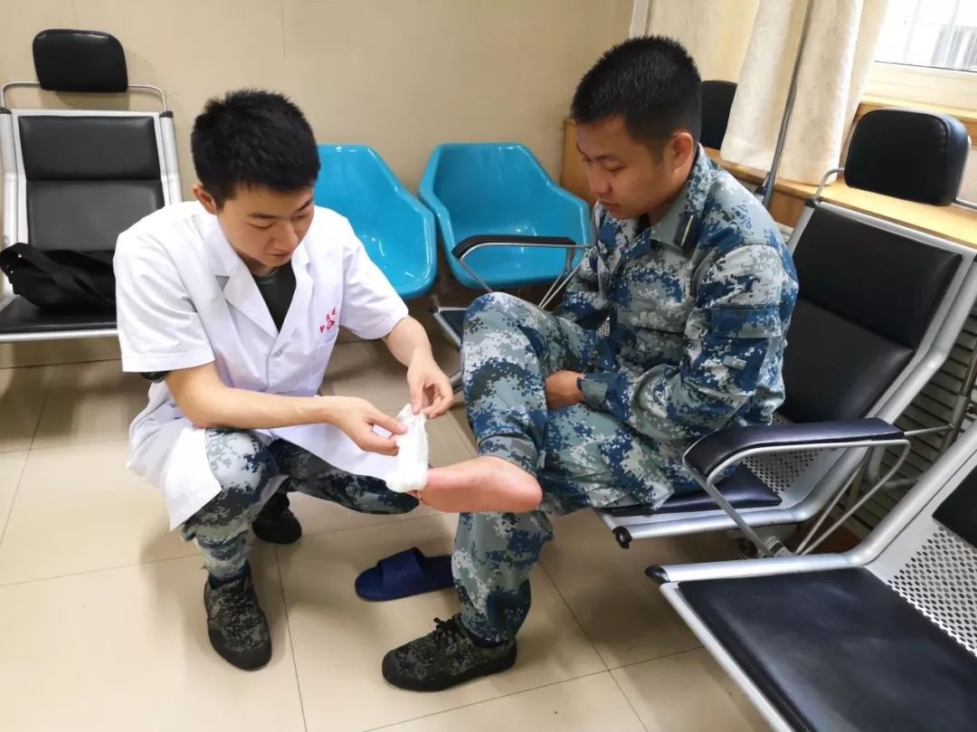 外科医生甲沟炎,甲沟炎医生推荐