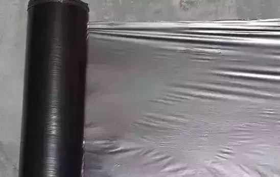 地膜用什么效果最好,不同颜色的地膜的作用