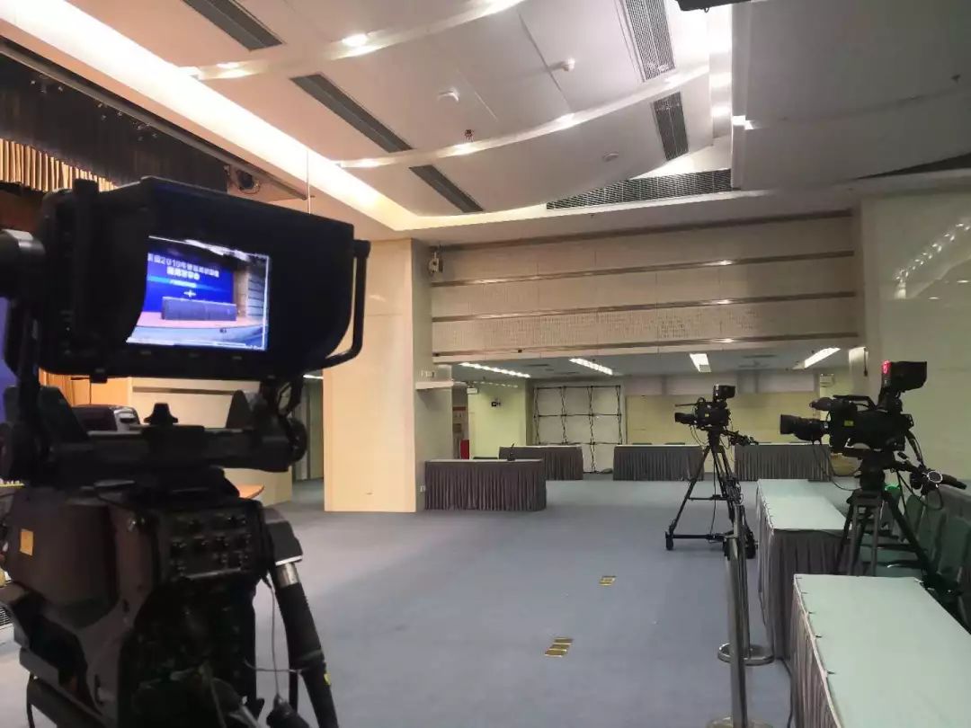 阅听天下,高考放榜直播