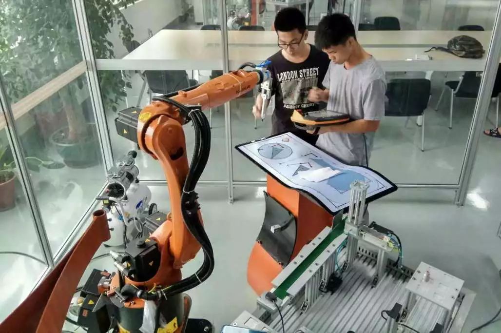 内外兼修的美才是真正的美,内外兼修的美丽