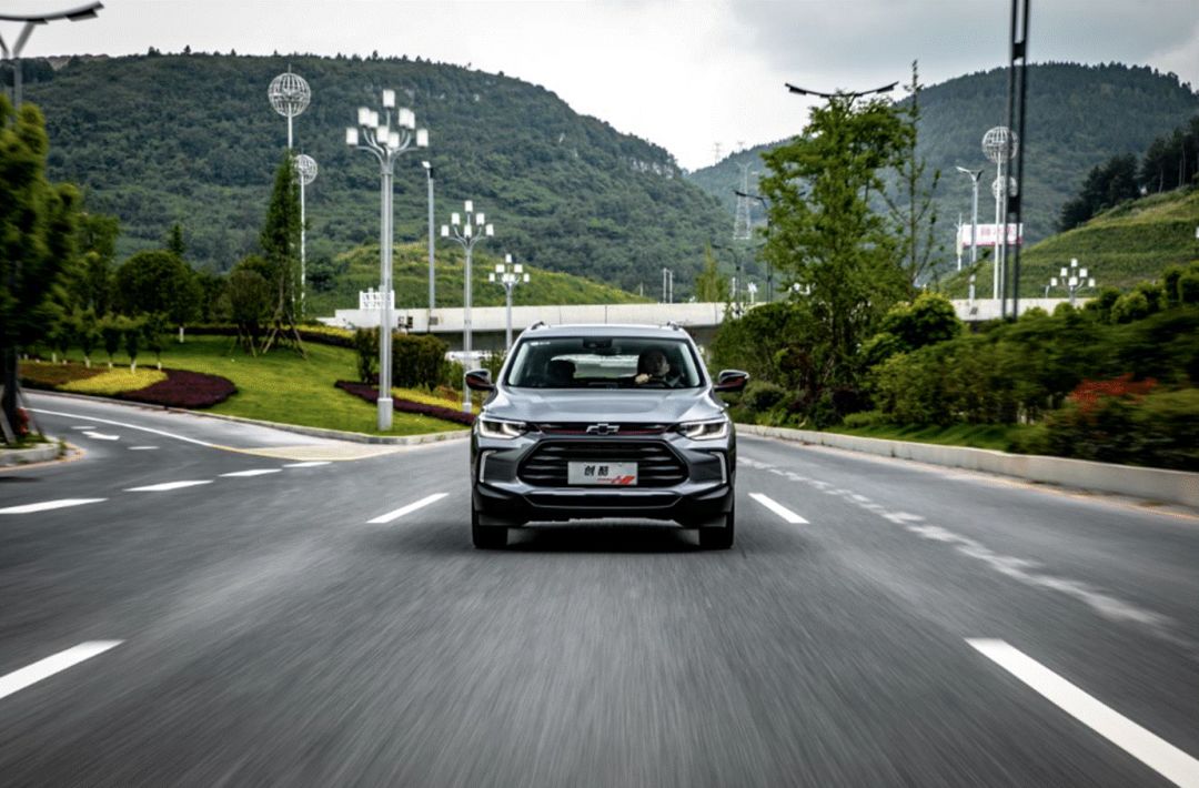 试驾雪佛兰新一代创酷,雪佛兰创酷2022款四缸落地多少钱