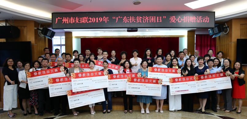 快3周的宝宝只会闹怎么办,一个月的宝宝老是闹怎么办