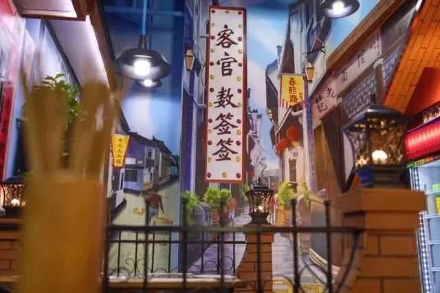 地铁5号线=宝藏美食线?老杨小黄鱼、老纪蚝宅、舟东奶酸菜鱼…终于可以一路吃过来