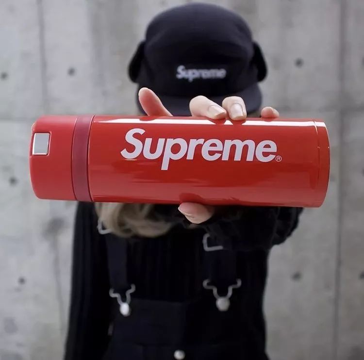 supreme保温杯是真的吗,supreme有出保温杯吗