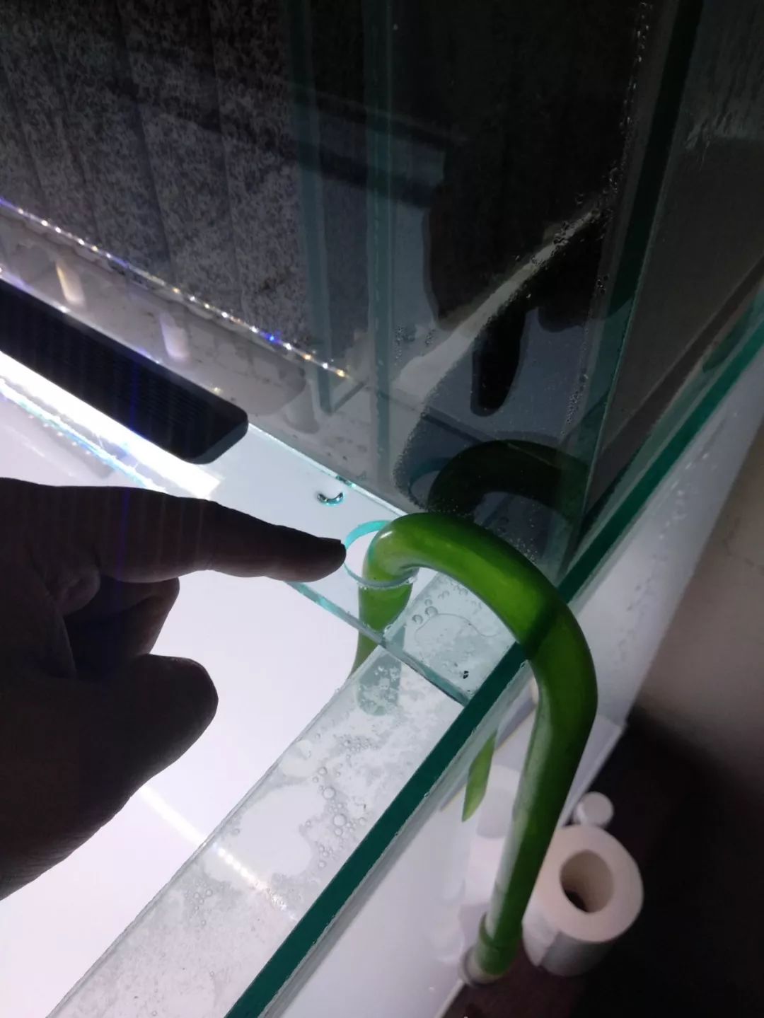 大神「鱼勇」DIY一缸多用“直播”教程，好缸无需再等