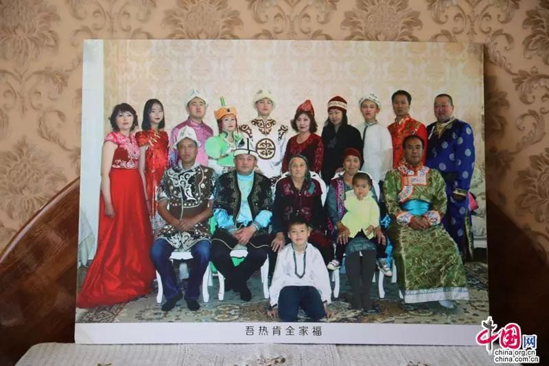 【记者的*疆新**日记】塔城印象：一棵橡树满城风情