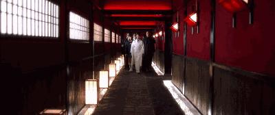 她是好莱坞最红华裔女星，50岁自导自演9.3高分剧