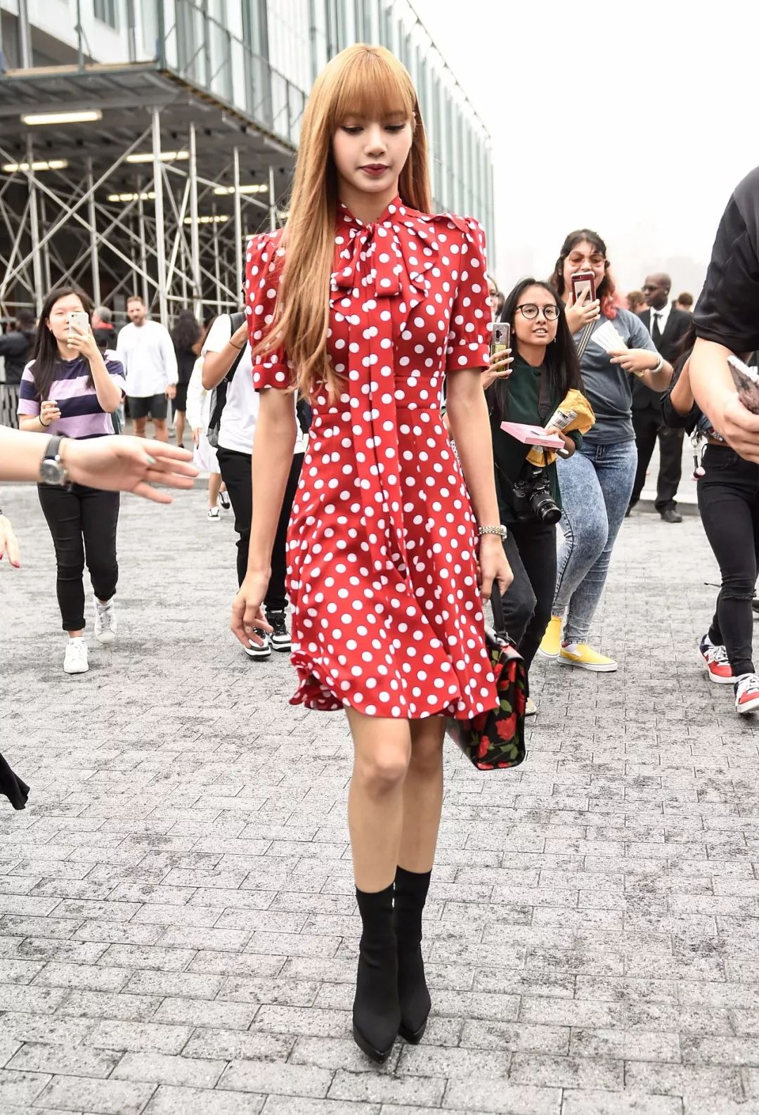 印花人物连衣裙,印花连衣裙到脚踝超长款