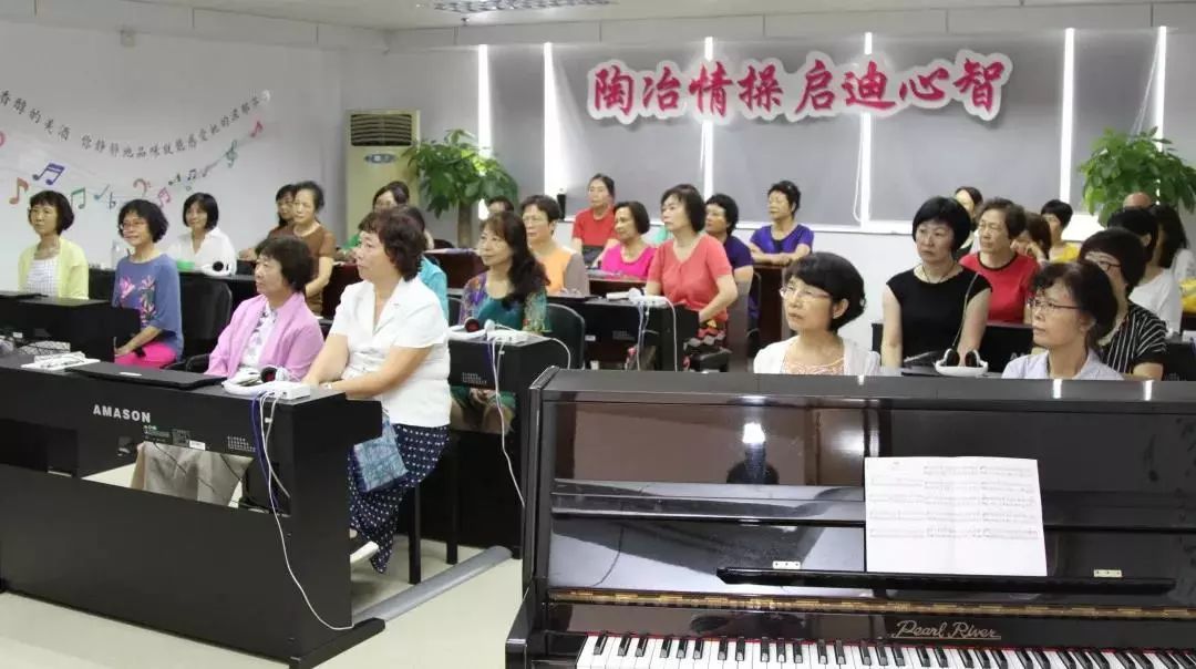 孕产期关爱相伴健康讲座,产科护理科普活动周关爱女性