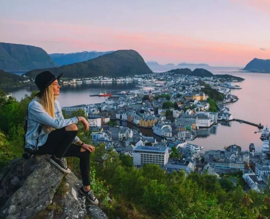 时差岛法国人,时差岛上