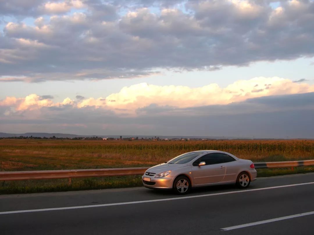 汽车贴膜怎么才不会被坑,汽车贴膜怎能避免被套路