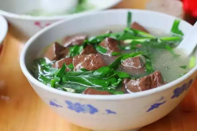 把血液做成美食，中国人最擅长