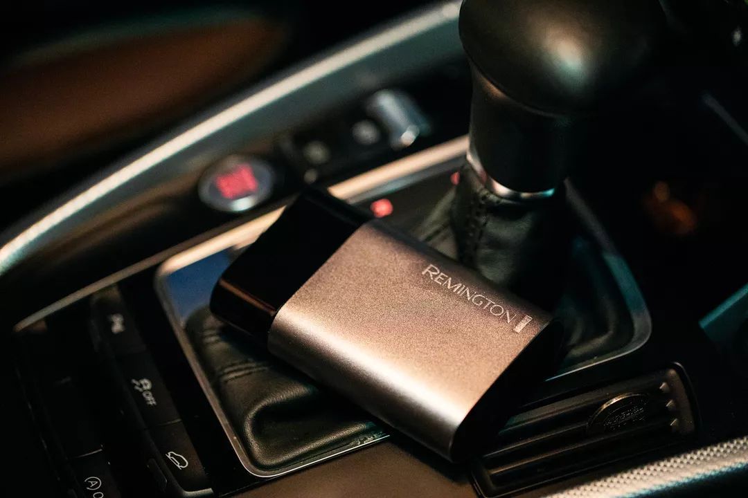 200年美军军工品质!双悬浮刀网比TT还薄,剃须渣都不留