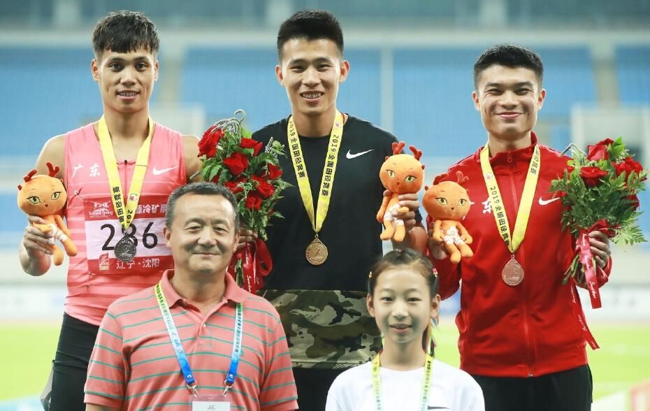「赛事周报」世界大运会中国选手张德顺10000米夺冠，国际田协认定刘虹50公里竞走世界纪录
