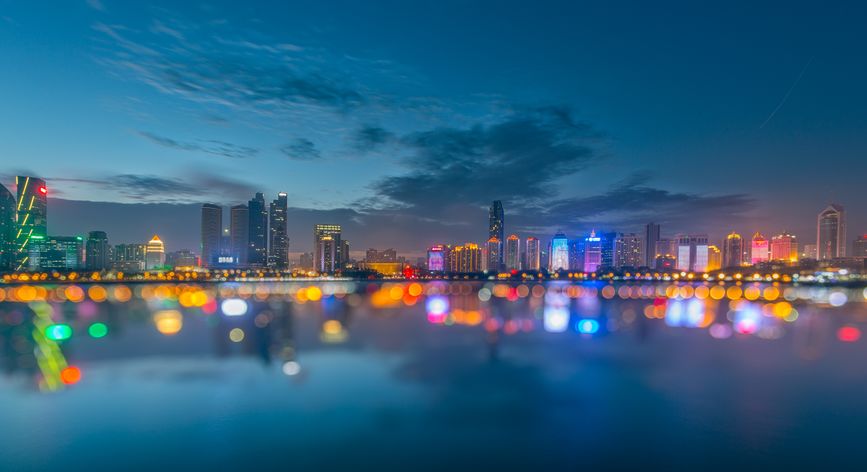 免费试住！速来撞进“青”凉时光！绝色山海之间，一家质感满分的有戏酒店，打算邀你来净化生活负能量