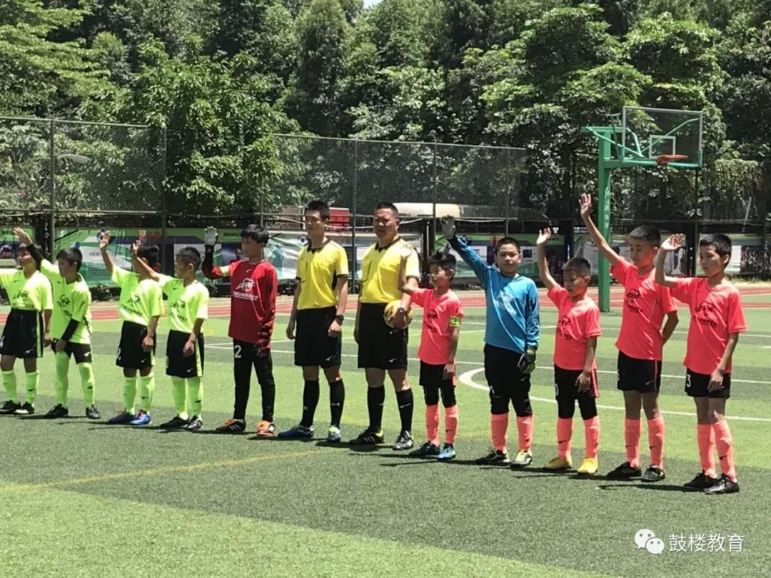 牛娃获奖视频,牛娃游泳冠军