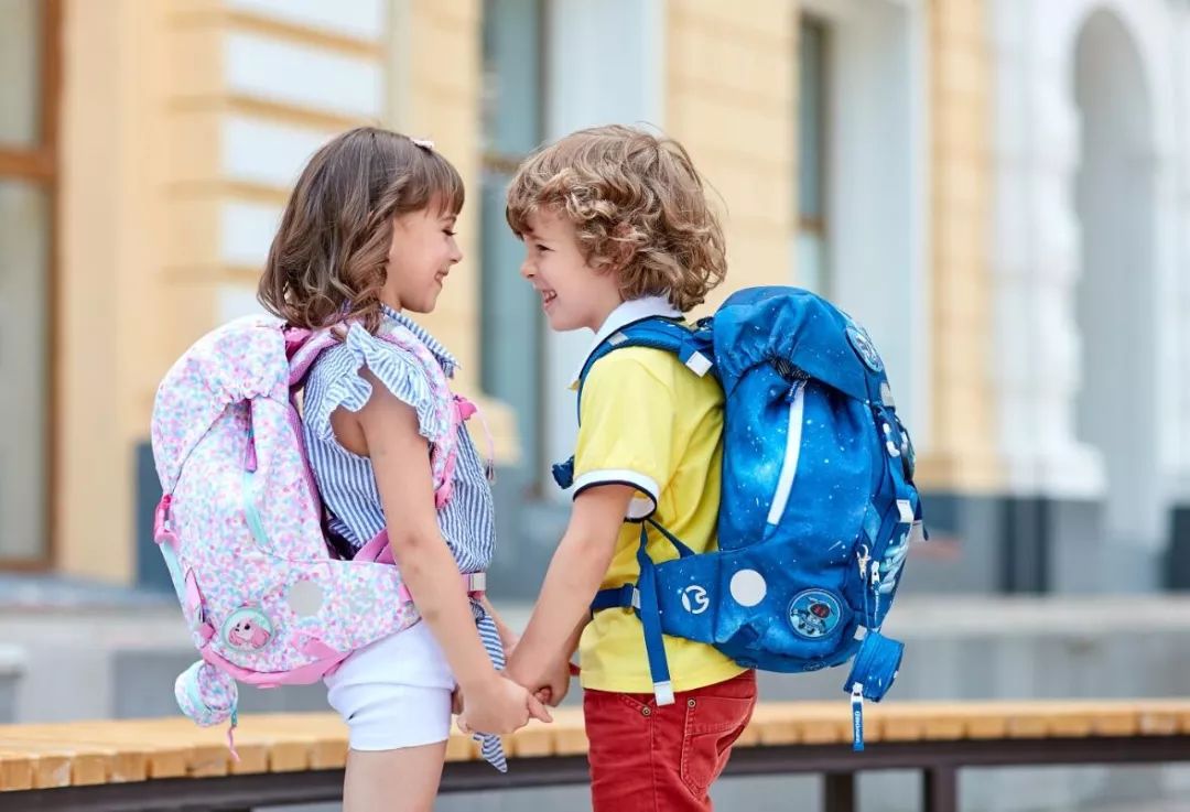 真正护脊的书包！挪威皇室*用御**书包！背着好看，保护脊椎，不驼背