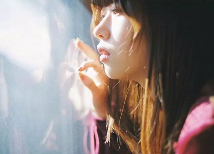 这样拍背影真的太好看了,怎样拍侧脸好看霸气