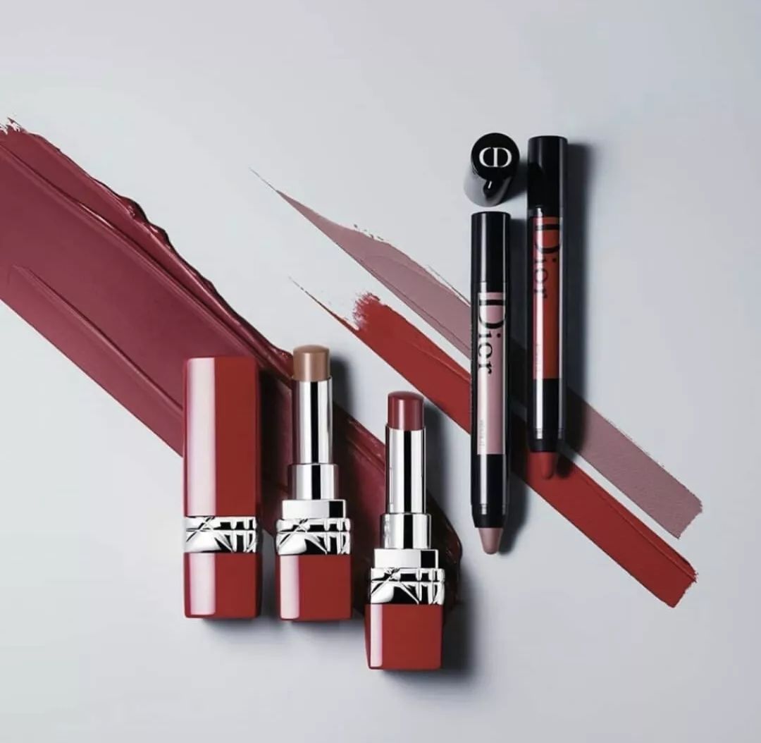 Beauty|CHANEL开挂、DIOR大女人？一线秋季彩妆速递