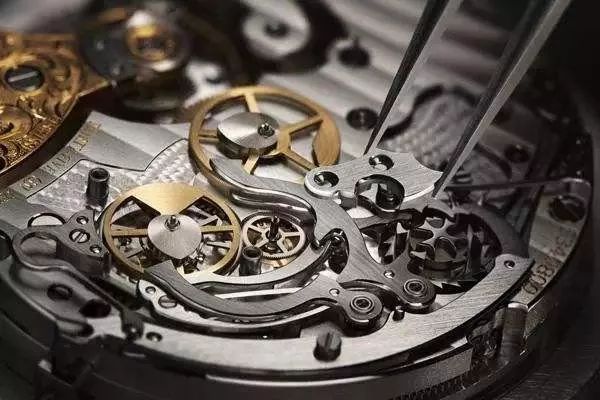 机械表的魅力有多可怕,为啥好多人喜欢老式的机械表