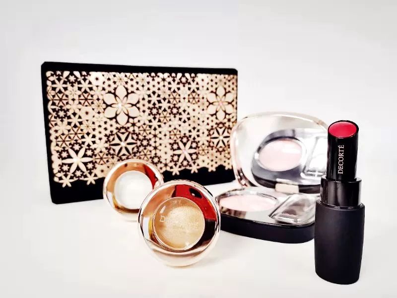 开箱+浮力|美妆圈:呵!谁还没个十二时辰了