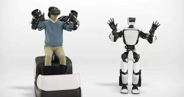 惨！他就一个人，梅西内马尔库里组团打boss遭团灭