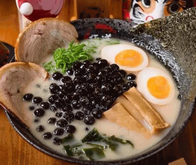 台湾人，像传销一样做美食