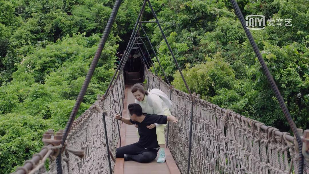 佟年造型,佟年的造型