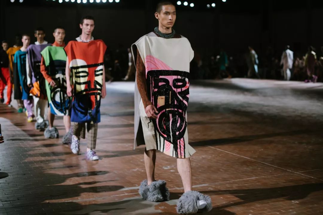 天时地利人和，东方智慧为中国独立男装设计的跃升埋藏伏笔