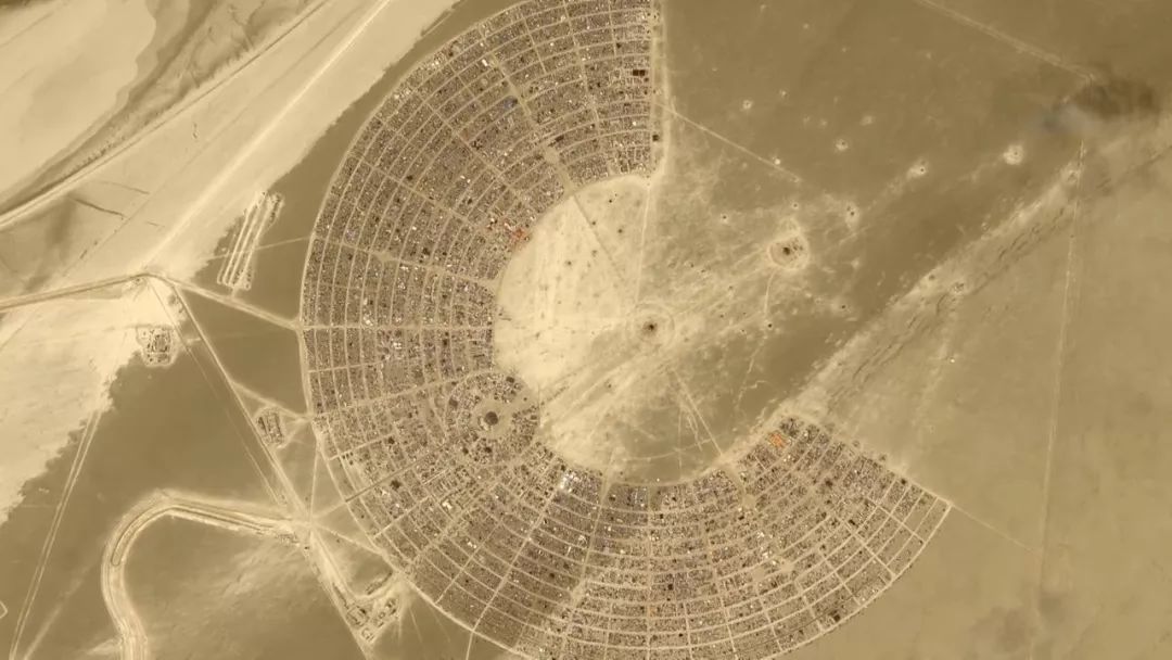 惊掉网友下巴的画面,豆瓣9.1分令人绝望