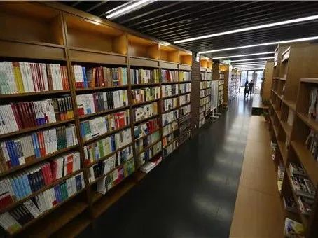 高校校园书店怎么开？听听央视报道怎么说