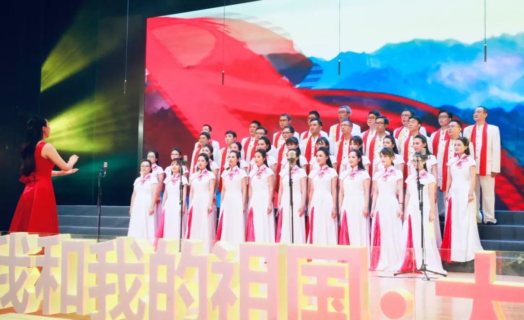 党建点燃乡村振兴新引擎,党建引领践初心奋楫扬帆勇担当