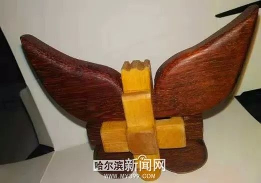 哈尔滨有位鲁班锁传人，啥都鼓捣，就是不用钉子……建筑系大学生都向他求教