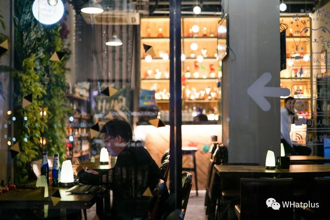 西北湖，韵滴莫抛子？