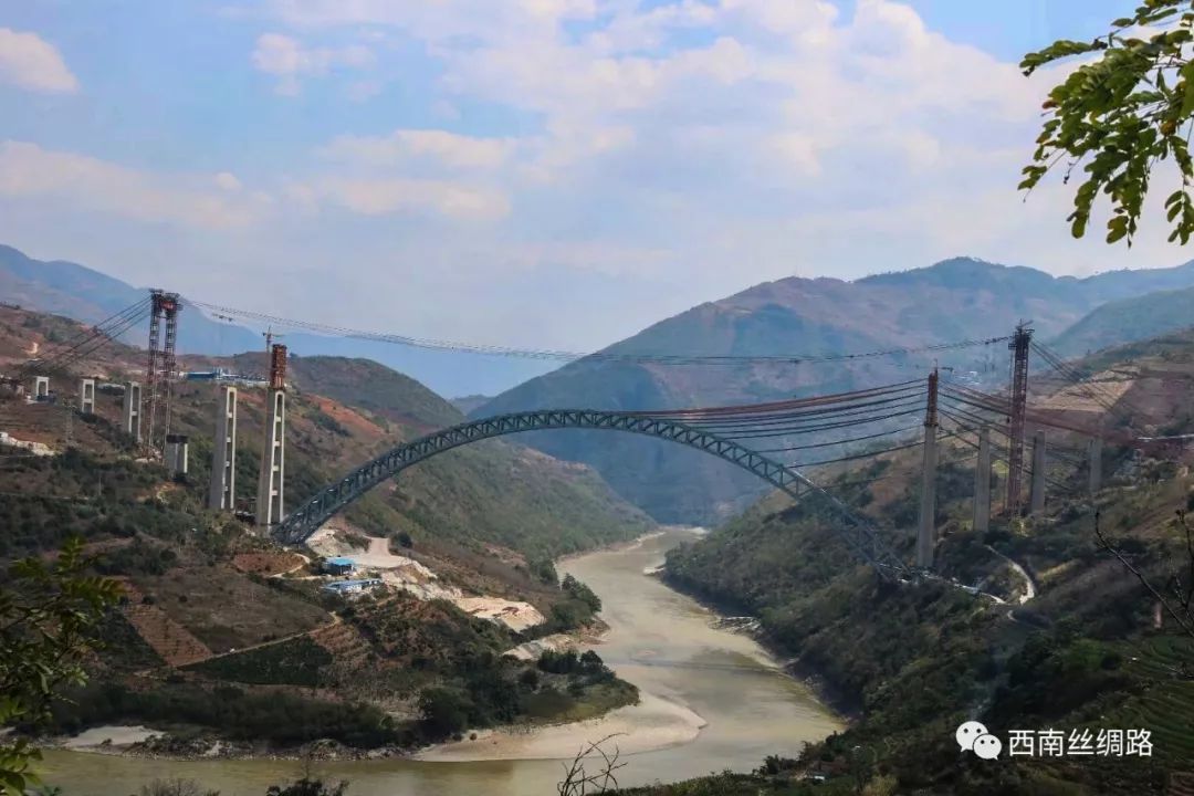 滇缅公路怒江惠通桥,滇缅惠通桥