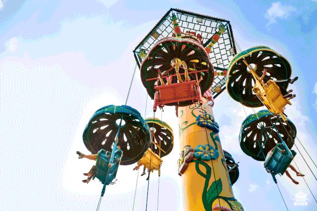 约吗?来欧乐堡梦幻世界感受夏日的凉爽!乐享美好亲子时光!