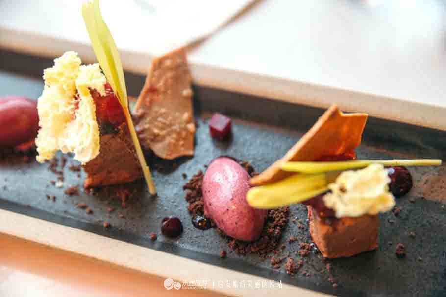 陆家嘴最高档的餐厅,上海陆家嘴白领餐厅