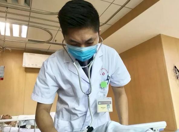 三岁儿童头摔破可见头骨,四川3岁女童被摔颅骨粉碎