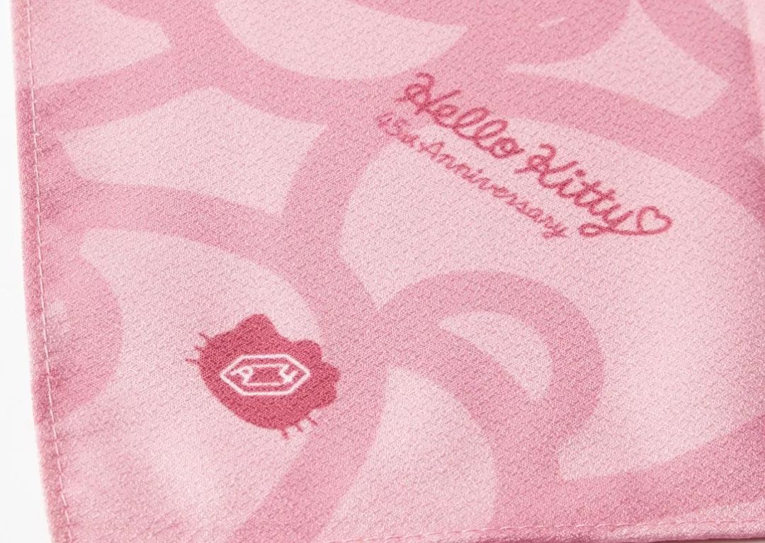 HelloKitty45周岁限定版！一只会自己热饭的便当盒｜吃货爱生活