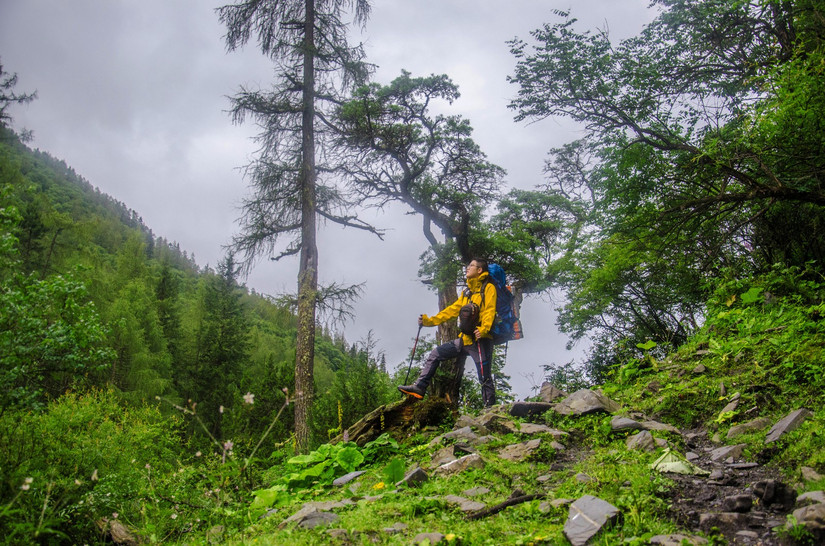 性价比高的防水超薄冲锋衣评测,狼爪防风防水冲锋衣