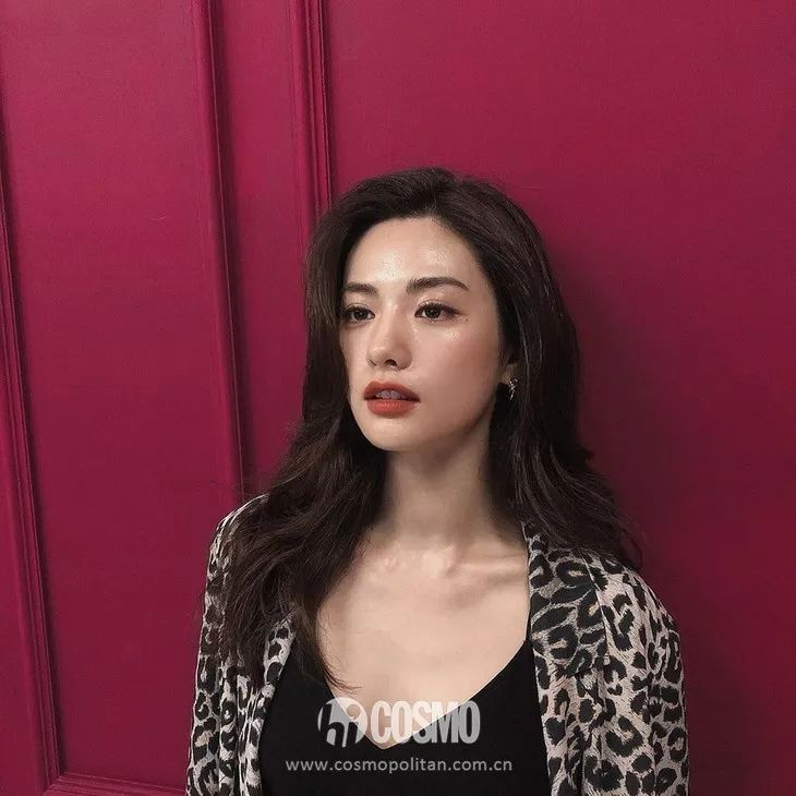 3ce云朵唇釉泫雅,nana的妆容