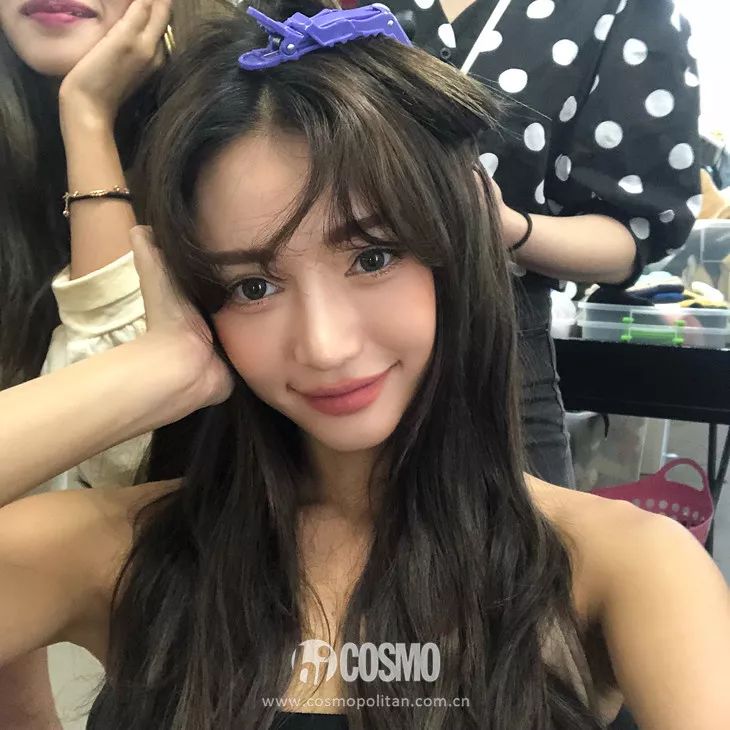 3ce云朵唇釉泫雅,nana的妆容