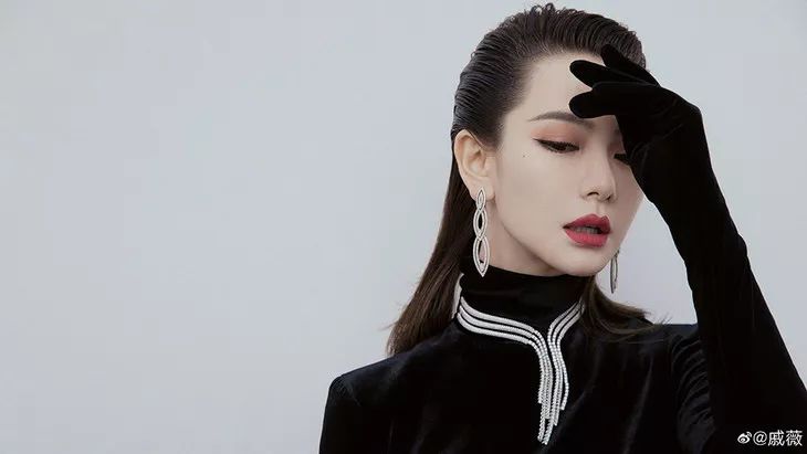 3ce云朵唇釉泫雅,nana的妆容