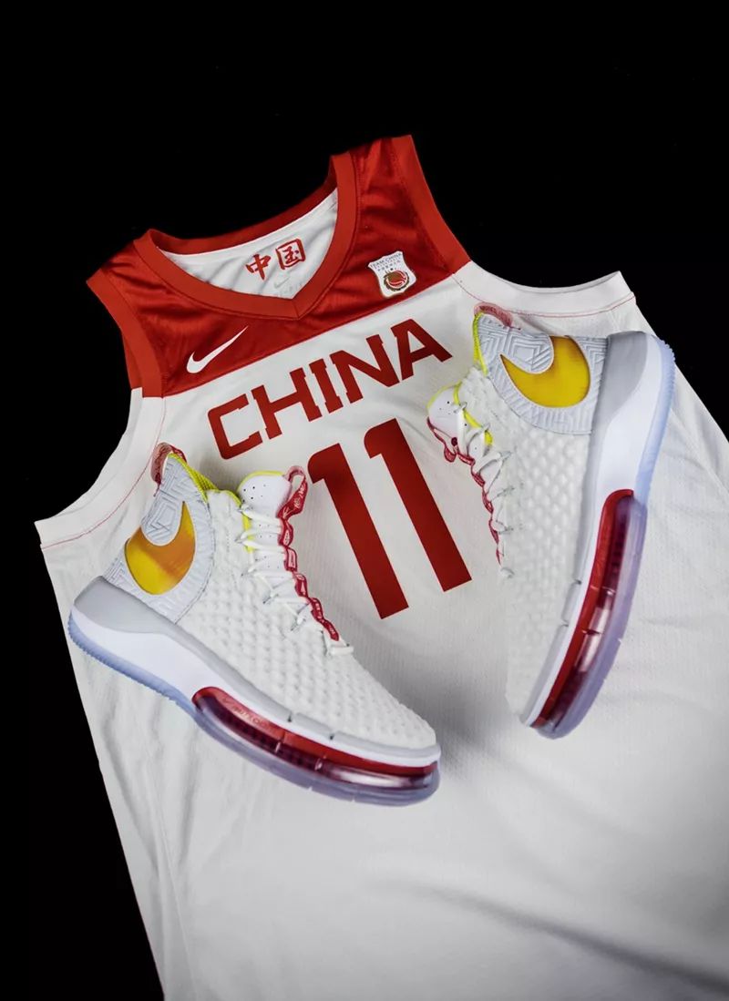 nike超大气垫黑色,nike高颜值气垫推荐