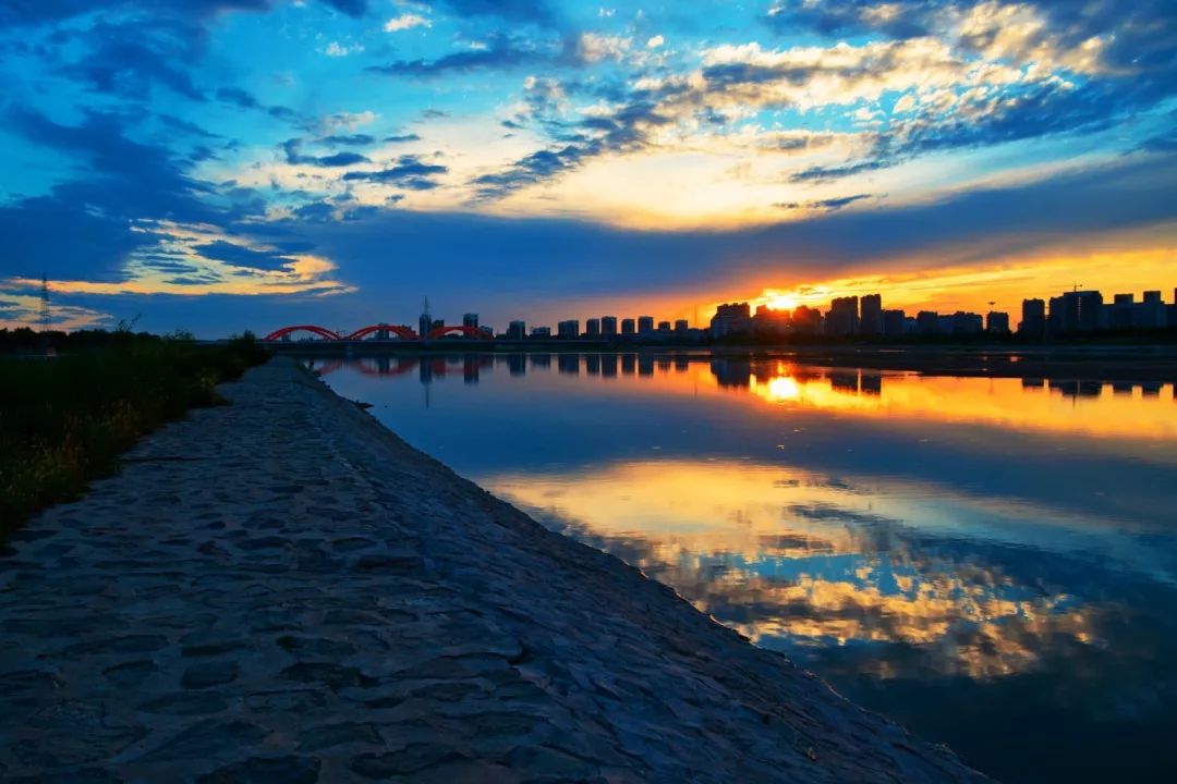 爱上这座城的理由,爱上这个城市的理由