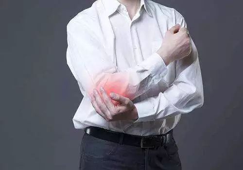 牙疼嗓子疼挂什么科,牙疼挂口腔医院的什么科